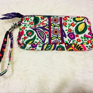 NEW Vera Bradley Wristlet